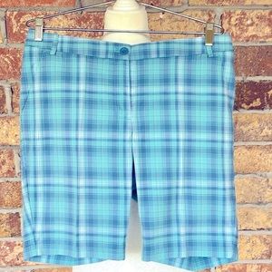 Oxford Golf Ladies Sze12 Bermuda shorts Blue / Teal plaid. Classic Country Club
